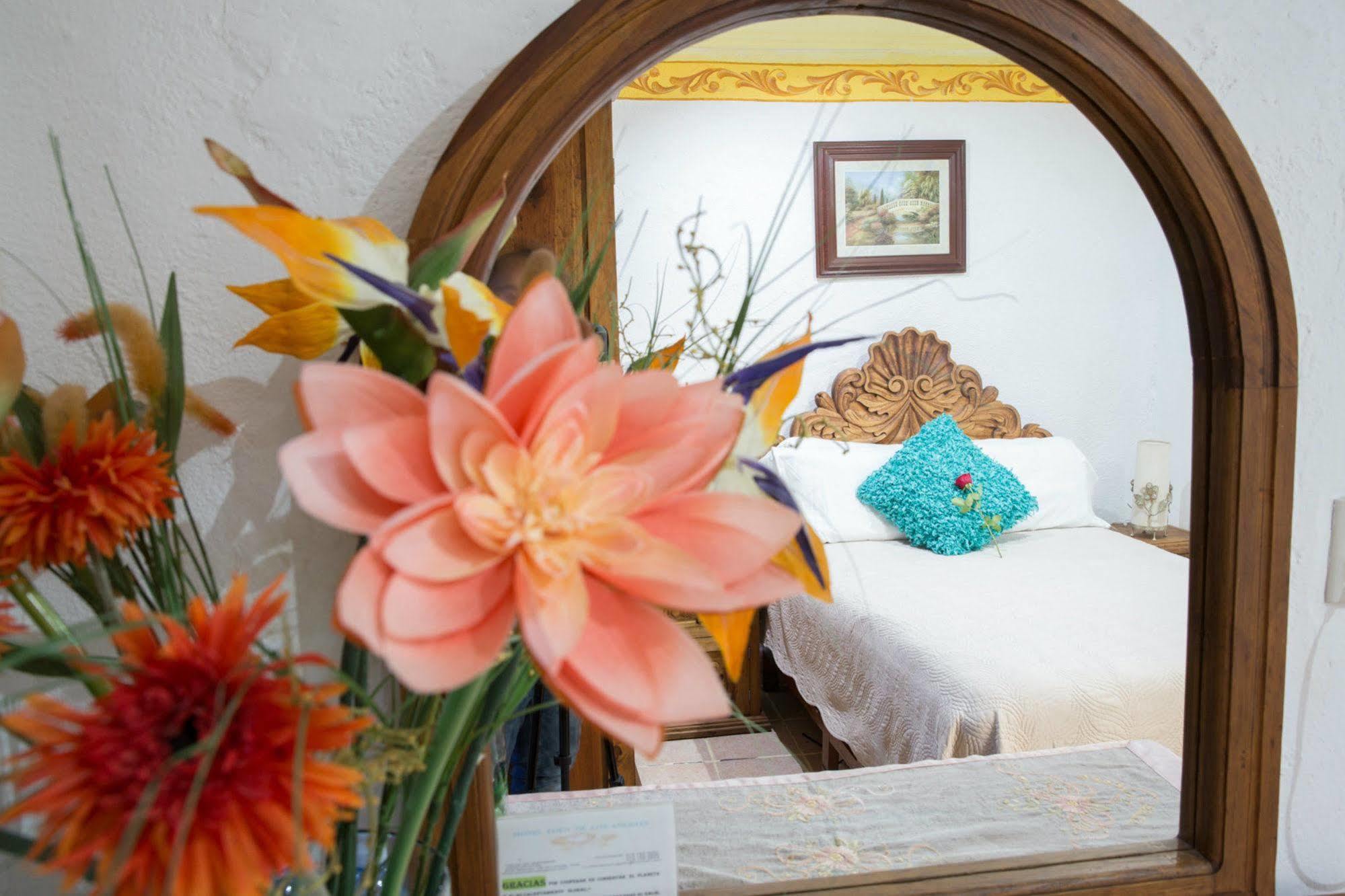 Hotel Eden De Los Angeles サン・ミゲル・デ・アジェンデ エクステリア 写真